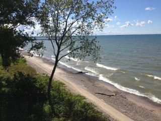 Brennan Beach Lakeview Loft Park Model 6 - 1