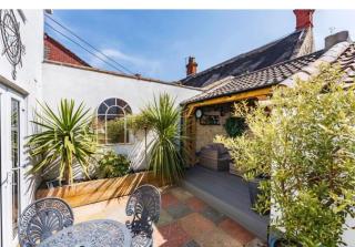 Cosy cottage, 5 min to the beach - 9