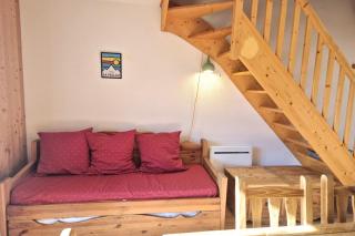 Votre Havre de Paix en Montagne - chalet 6 personnes avec piscine et sauna - La Féclaz - 4