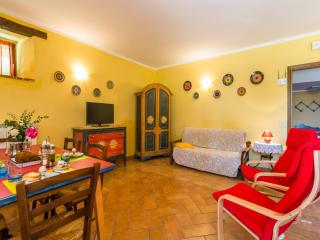 Farmhouse in hilly area in Gubbio with pool - Biscina - 8