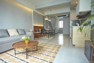 Spacious duplex 2 BR apartment max 6 guests - 3 min walk to BTS Nana - 6
