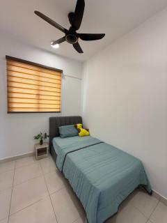 Ipoh Meru Mountain View with Pool 3BR 2BA by Joyful Villa - Ipoh - 2