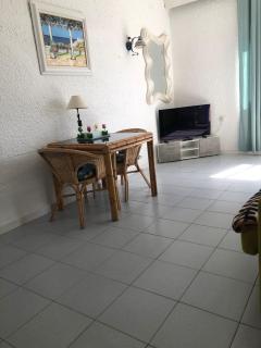 Skol Apartments Marbella - One Bedroom - Pool and Sea Views - 6