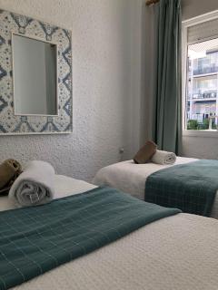 Skol Apartments Marbella - One Bedroom - Pool and Sea Views - Marbella - 3