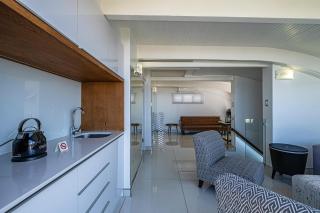Sunrise Penthouse - Summerstrand - 2