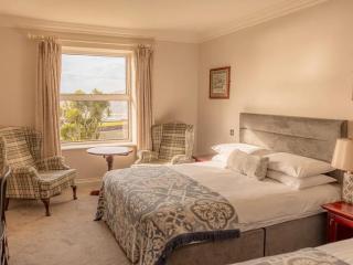 Butler Arms Hotel - 9