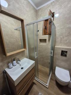 B & M Apartments - Kotor - 7