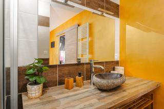 Jungle Saintaise - Coeur de ville, Calme, Tv 4K, Fibre, Netflix, Parking Surveillé Qpark 150m - 6