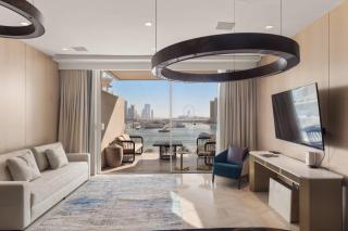 Sea View 2BDR Apartment, Pool and Beach Access - 8