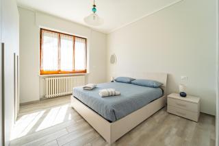 Elegante Appartamento con Terrazzo - Parcheggio Gratuito Privato & Wifi - 5