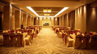 Silver Palm Hotel & Resorts - - 5