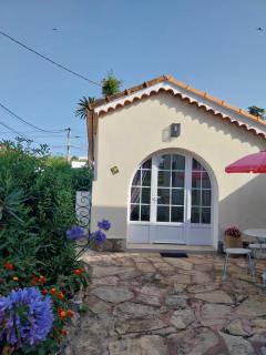 Studio indépendant, front de mer et plage à 200m - Antibes - 0
