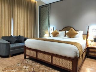 Kemberly Hotel - Zirakpur - 4