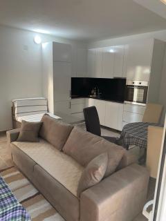 Graovac Apartmani - Sutomore - 6