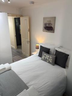 Holcroft - 7