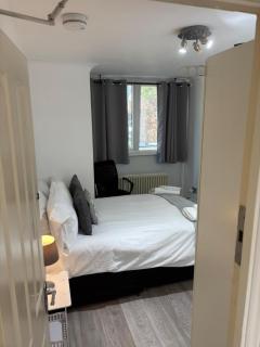 Holcroft - 6