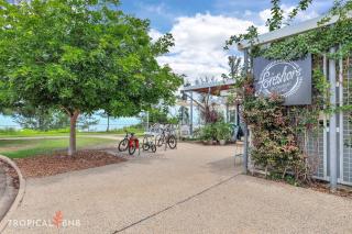 Beachfront Bliss Studio Apt on the Foreshore - 5