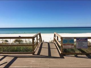 Amazing view-Beachfront 3 bedroom 2 bath at Majestic Beach! - 6