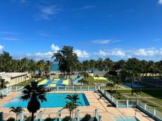 Luquillo Beach & Ocean Breeze - Luquillo - 9