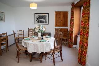 Garnllys Farmhouse Fishguard - 4