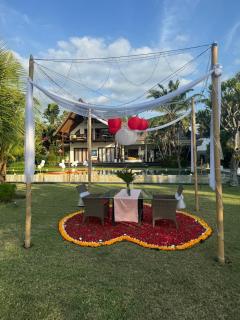 Wake up to the Sea of Bali Beachfront luxury plus - Tegallengah - 4