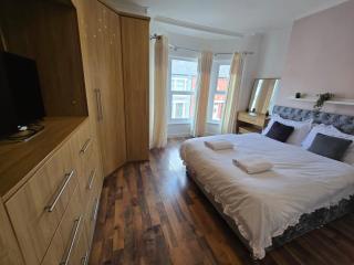 Quarto 4 casa compartilhada - Litherland - 5