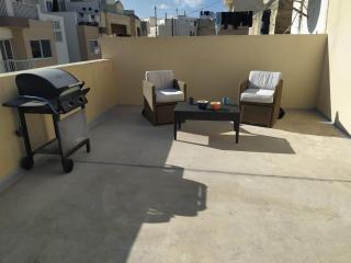 Sunshine apartment with a private roof terrace - Tal-Ħriereb - 7