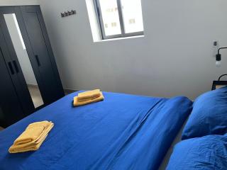 Sunshine apartment with a private roof terrace - Tal-Ħriereb - 6