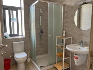 Sunshine apartment with a private roof terrace - Tal-Ħriereb - 3