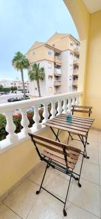 Apartment with queensize bed, Wifi, AC, 5 min walk to the beach - Torrevieja - 9