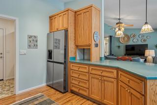 The Nut House - Lovely Home with Hot Tub home - Groveland - 1