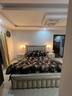 Cozy One Bed Apartment - Rawalpindi - 3