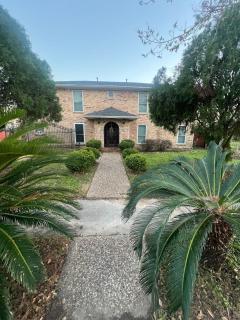 Spacious NEWLY renovated 5BR HTX Luxury Living - Houston - 8