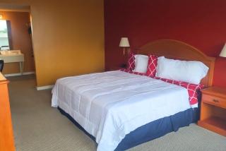 Coratel Inn and Suites By Jasper Anthony - Anthony - 6