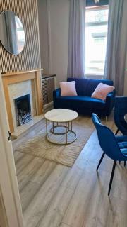 St Helens Central, 2 Bed , Long Stays OFFERS , Contractors , Relocations , Families , Sleeps 4 - Saint Helens - 4