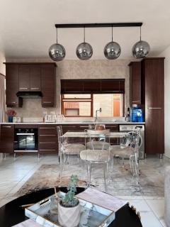 3 bedroom holiday apartment in Pretoria East - Pretoria - 0