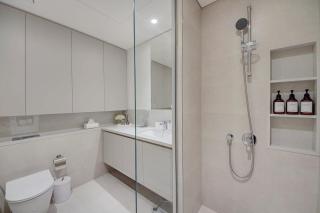 Brand new and stylish 2BR with stunning views - Creek Palace - 3