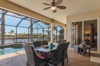 Heated Pool & Spa with Intersecting Canal View - Villa Viewtopia - Roelens - Cape Coral - 2