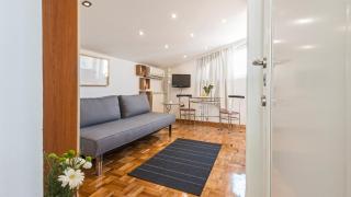 Small Studio Apartment With Free Parking - Belgrado - 7