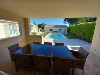 Villa Césarine 4 étoiles, 8 pers, 4 chambres, piscine privée, poolhouse, clim - 3