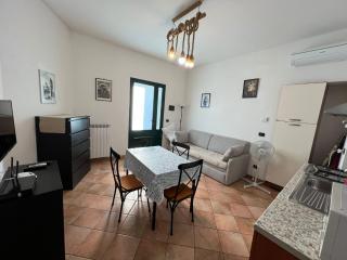 Appartamento piano terra retro - Varigotti - 5
