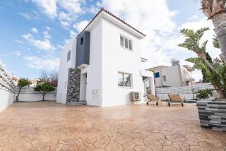 Lindos Villa Ekaterina - Paralimni - 6