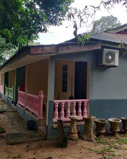 D'Pinggiran Gunung Tebu Bilik Penginapan - Jertih - 8
