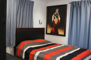 Surf house - - 1