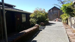 Charming Beach Cabin in Quartermaster Harbor - 1
