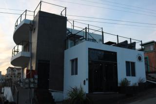 Surf house - - 0