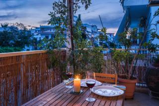 Tinas Cosy Apartment - Athen - 3