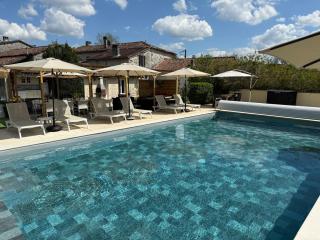 Chambre d'hôtes NATURISTE Le Jardin Des Hirondelles - Blanzaguet-Saint-Cybard - 0