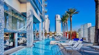 Luxe Condo Balcony Strip View Palms Place - Las Vegas - 6