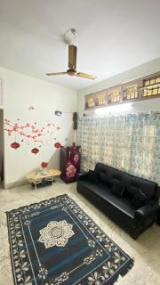 Ownstay Homestay - Guwahati - 1
